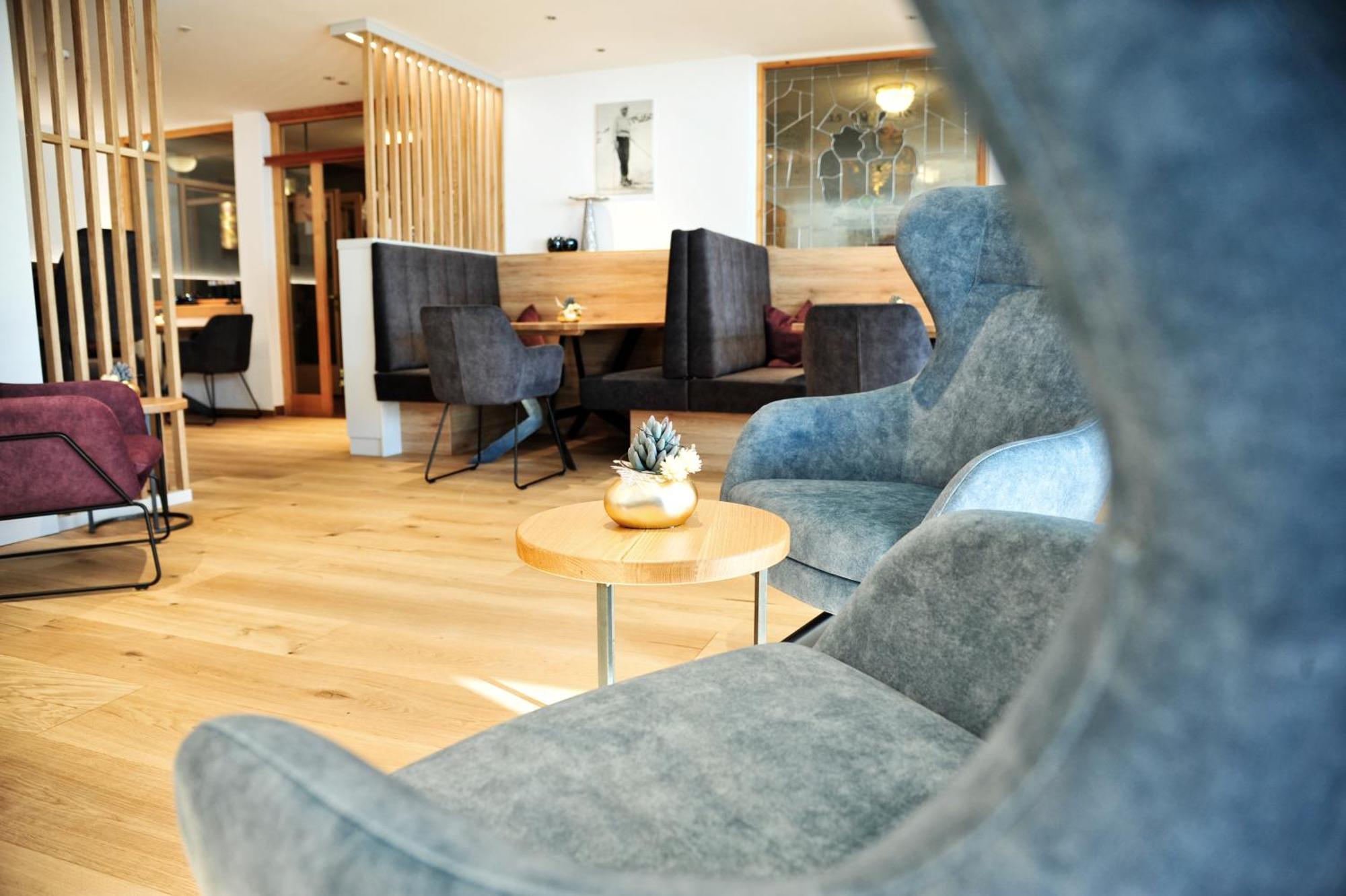 Hotel Roeck Garni Fiss Eksteriør billede