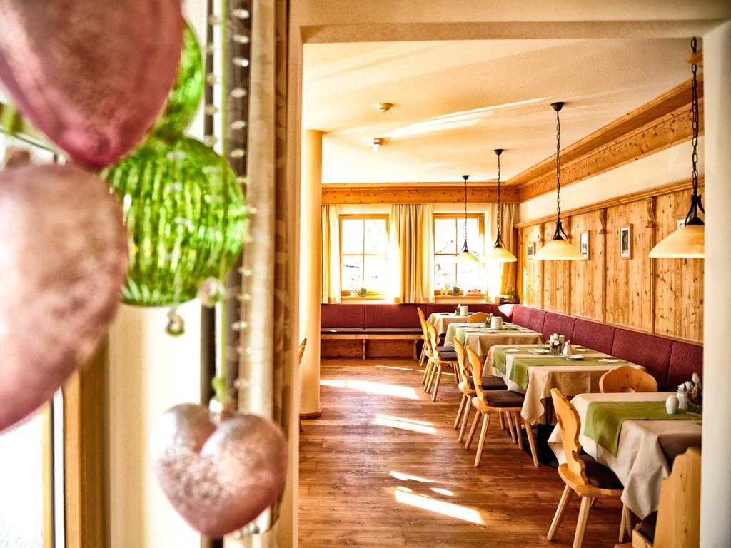 Hotel Roeck Garni Fiss Eksteriør billede